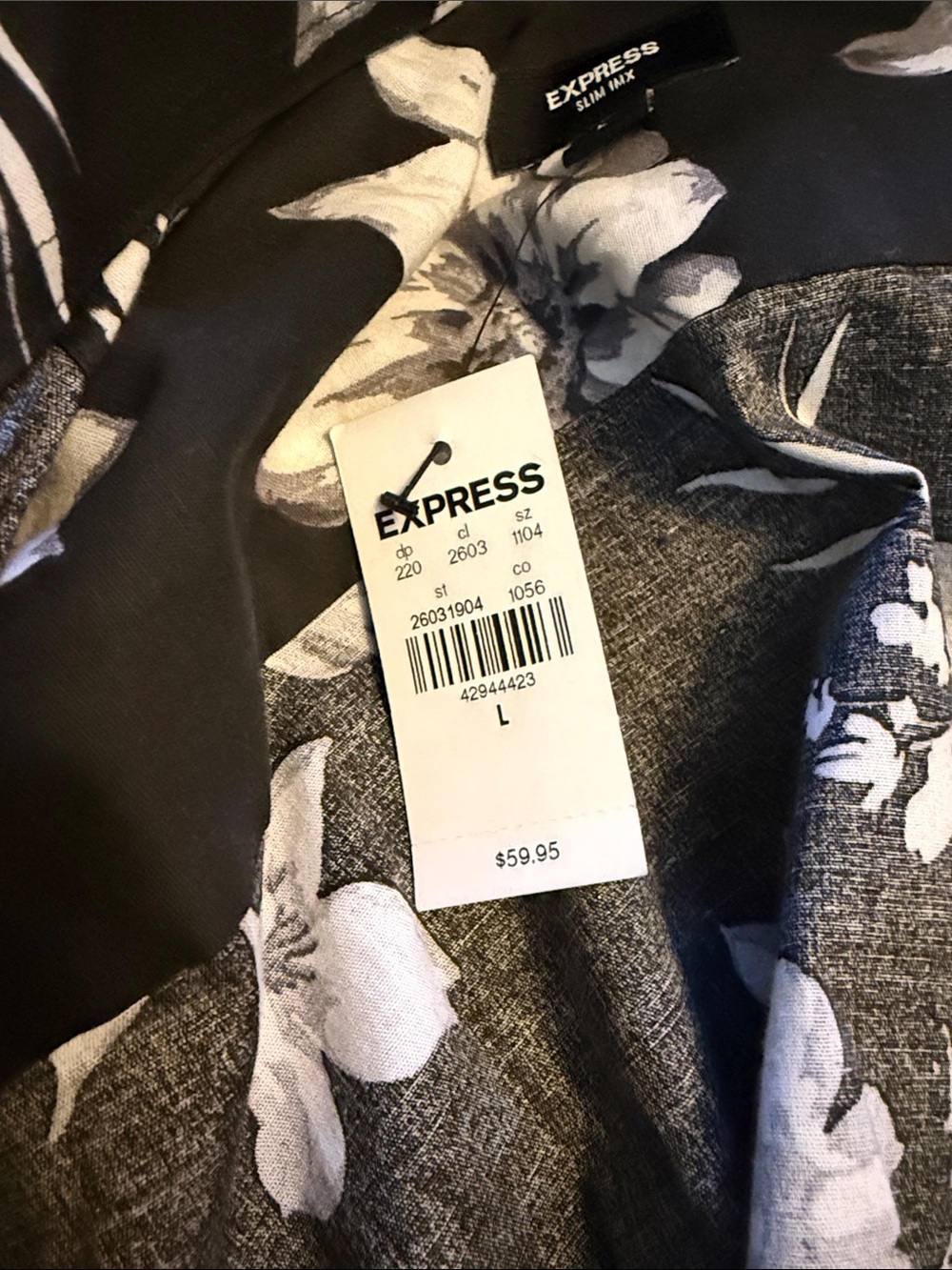 Men's Black Floral Button-Down Shirt - Modern Fit Express Slim 1MX - Picture 3 of 6